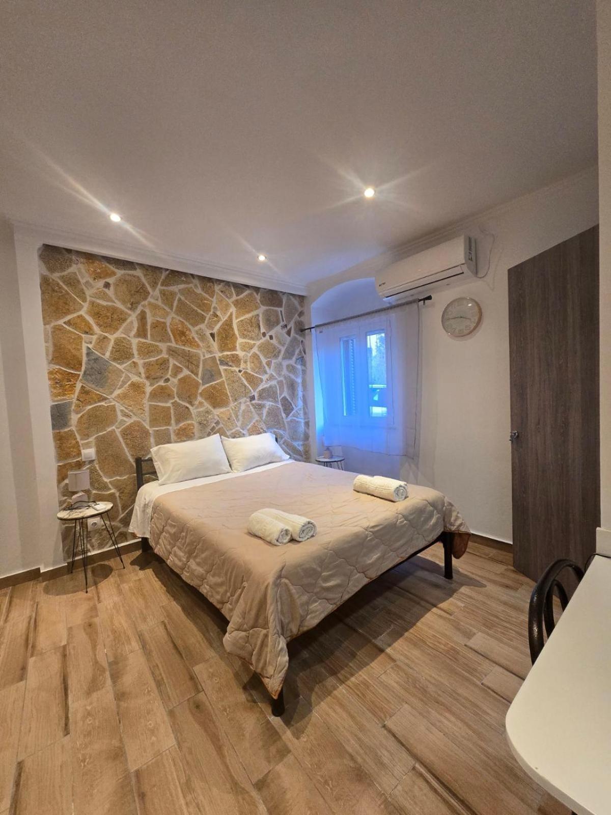 Katerina'S Suites Corfu  Eksteriør billede